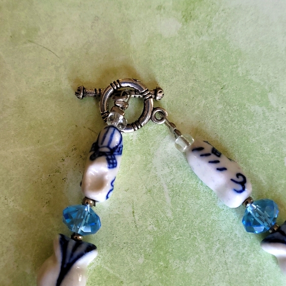 Handmade Necklace from Holland - Picture 3 of 6